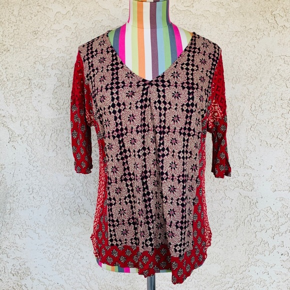Lucky Brand Tops - Lucky Brand Boho Floral Point Blouse 0100